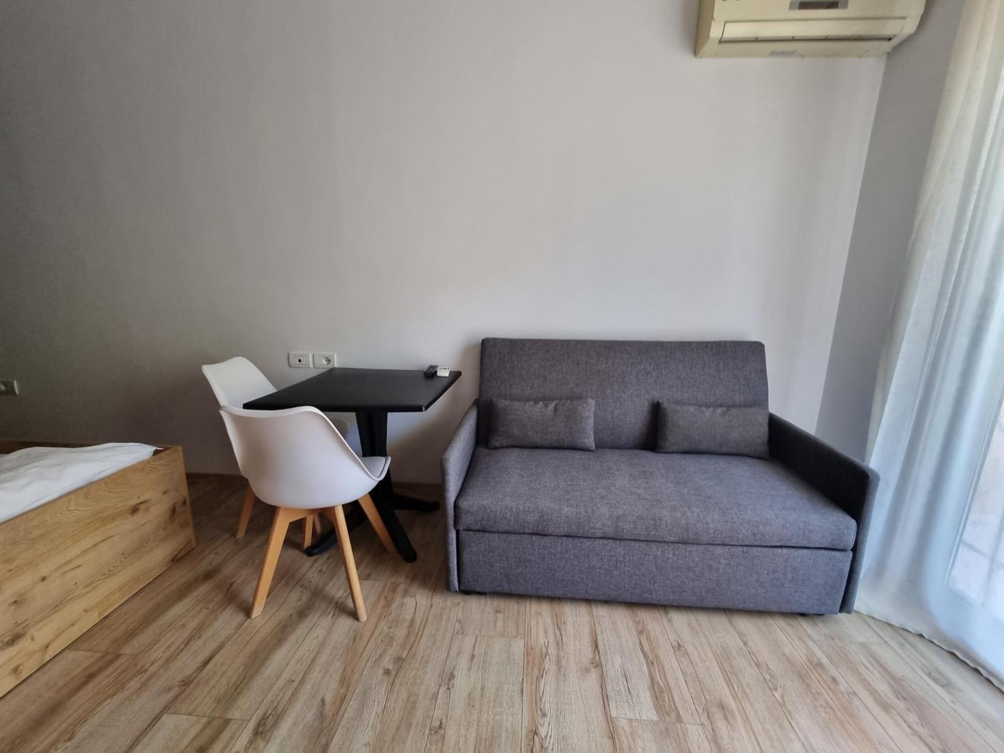 Deluxe Apartment Vlorë Buitenkant foto