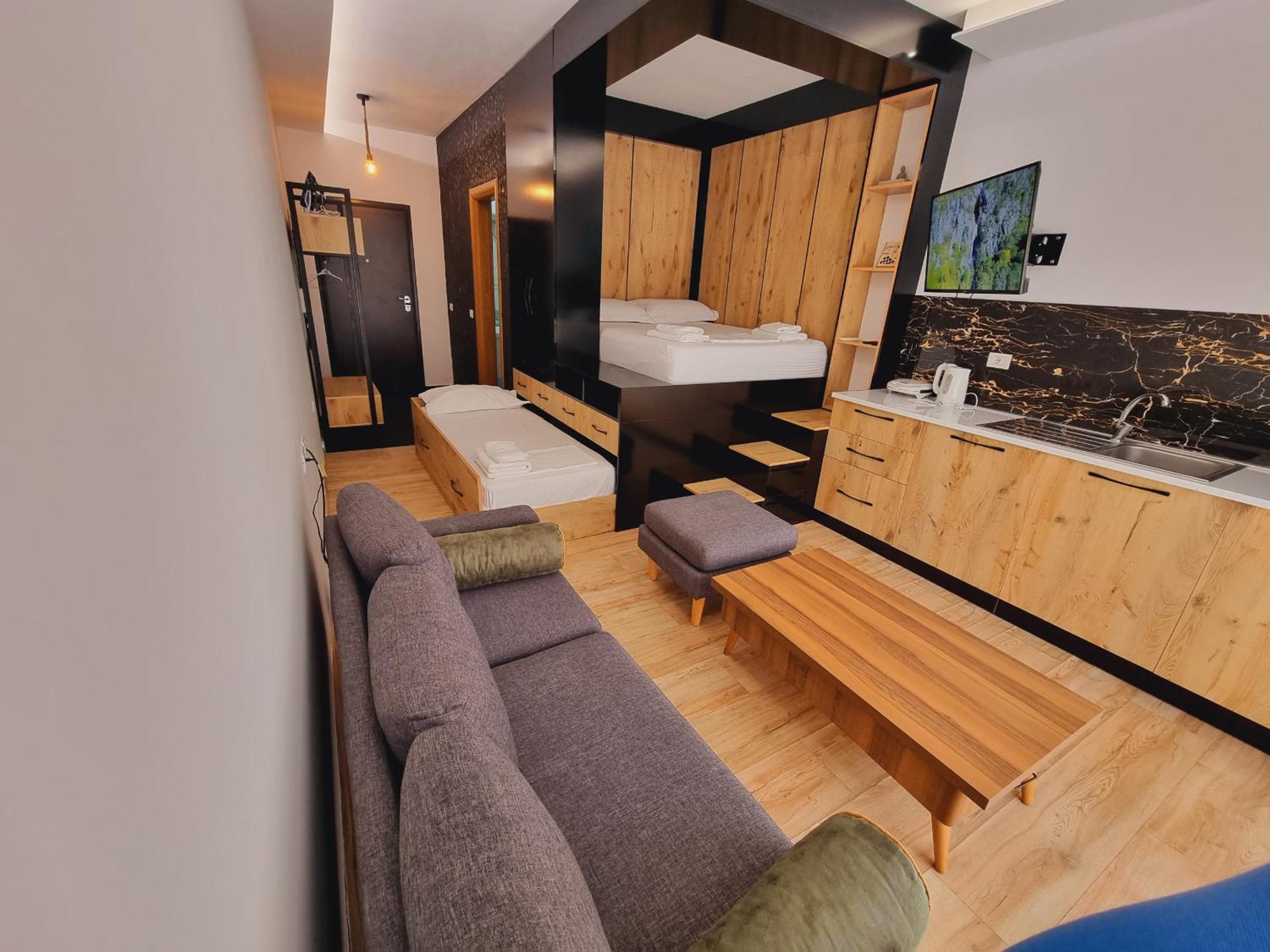 Deluxe Apartment Vlorë Buitenkant foto